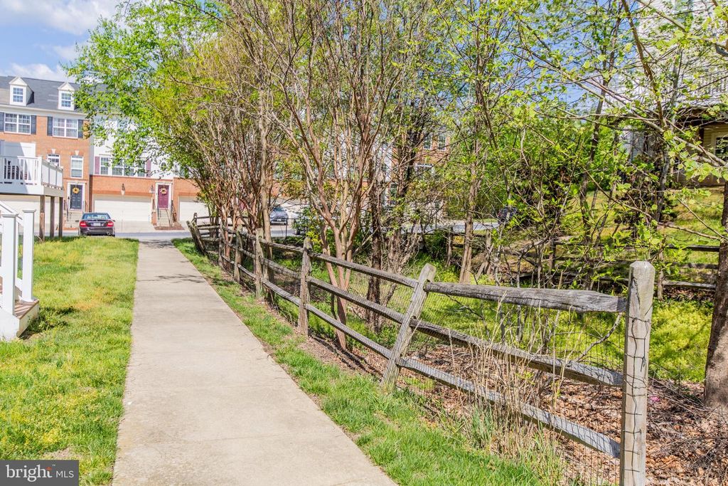 Image 64 of property listing at 8609 RED ROCK LN, Laurel, MD 20724