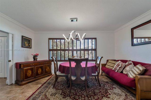 9021 NW 13th Street, Plantation, FL 33322