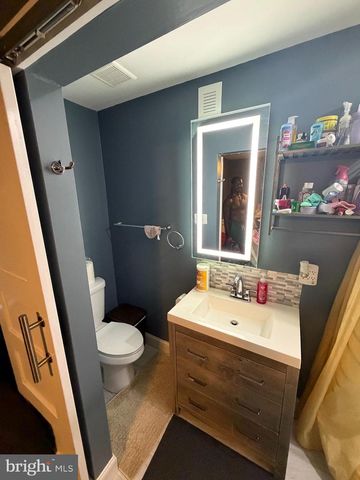 4 PATRICIA LN, Sicklerville, NJ 08081