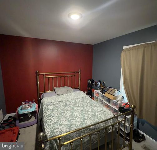 4 PATRICIA LN, Sicklerville, NJ 08081