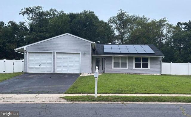 4 PATRICIA LN, Sicklerville, NJ 08081