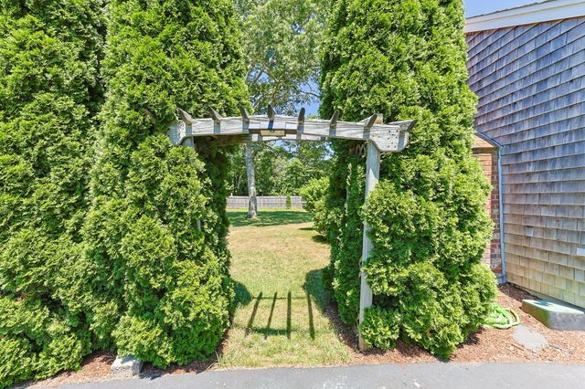 81 Aunt Sophies Road, Brewster, MA 02631