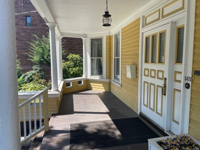 1455 Chapel Street, New Haven, CT 06511