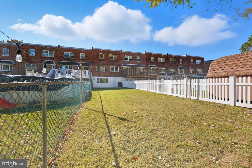 12754 HOLLINS RD, Philadelphia, PA 19154