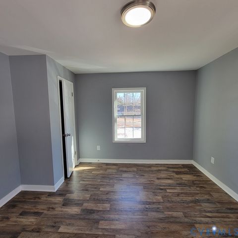 3411 Trenton St, Hopewell, VA 23860