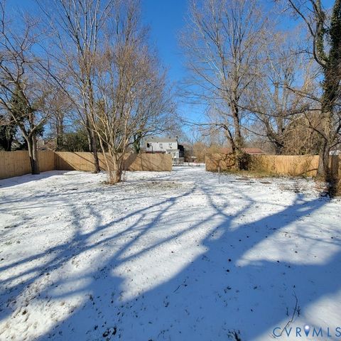 3411 Trenton St, Hopewell, VA 23860