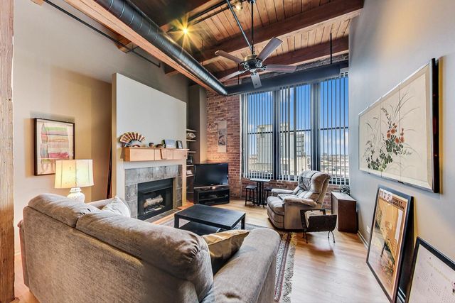 728 W JACKSON Boulevard 817, Chicago, IL 60661
