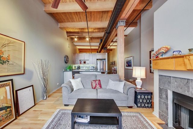 728 W JACKSON Boulevard 817, Chicago, IL 60661