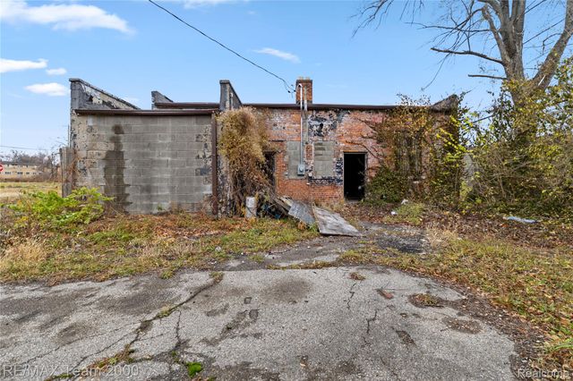 12735 W Chicago Street, Detroit, MI 48228