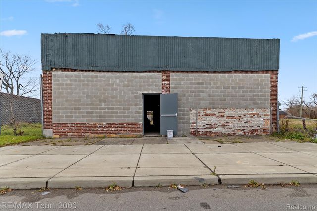 12735 W Chicago Street, Detroit, MI 48228