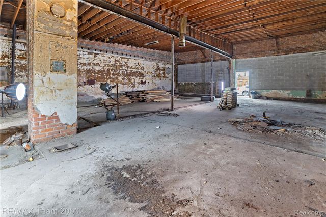 12735 W Chicago Street, Detroit, MI 48228