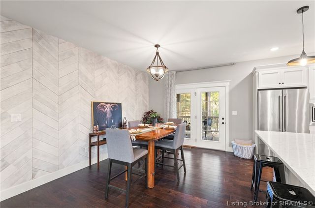 2605 W Deville Court, Floyds Knobs, IN 47119