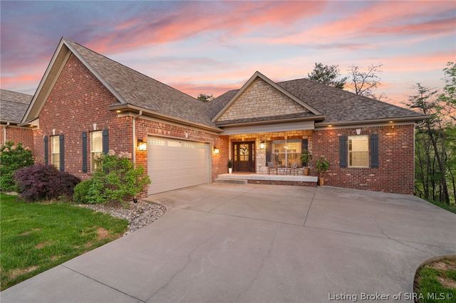 2605 W Deville Court, Floyds Knobs, IN 47119