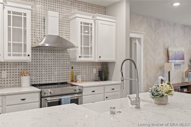2605 W Deville Court, Floyds Knobs, IN 47119