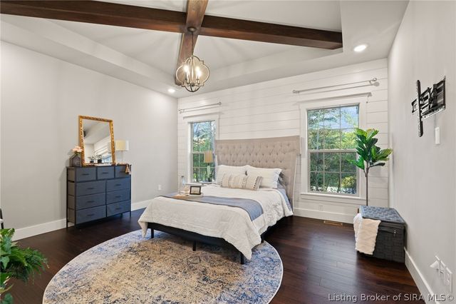 2605 W Deville Court, Floyds Knobs, IN 47119