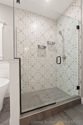 2605 W Deville Court, Floyds Knobs, IN 47119