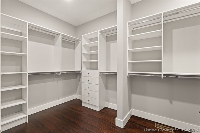 2605 W Deville Court, Floyds Knobs, IN 47119