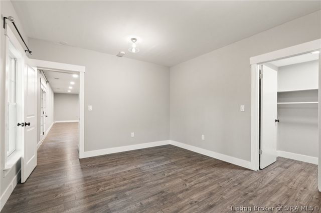 2605 W Deville Court, Floyds Knobs, IN 47119