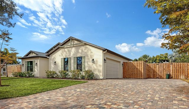3214 KEY AVENUE, Sarasota, FL 34239