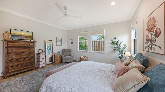 3214 KEY AVENUE, Sarasota, FL 34239