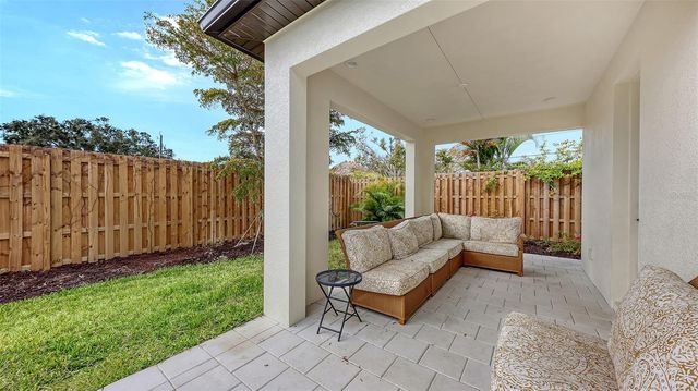 3214 KEY AVENUE, Sarasota, FL 34239