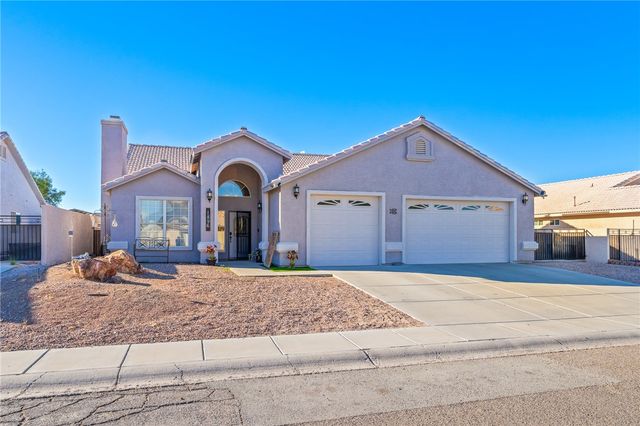1896 E Shasta Lake Drive, Fort Mohave, AZ 86426