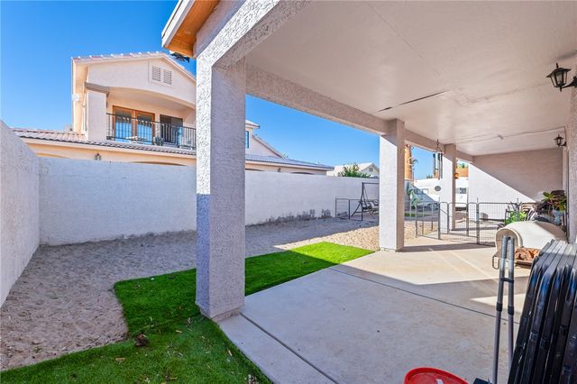 1896 E Shasta Lake Drive, Fort Mohave, AZ 86426