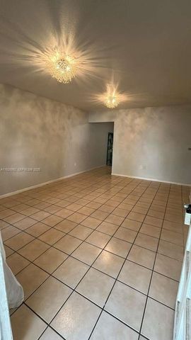 9463 SW 174th St 9463, Palmetto Bay, FL 33157