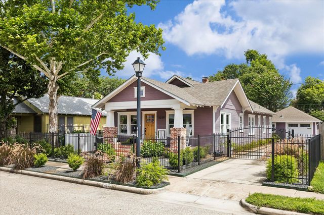 1019 E 14th Street, Houston, TX 77009