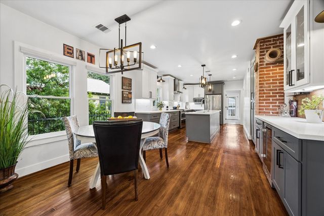 1019 E 14th Street, Houston, TX 77009
