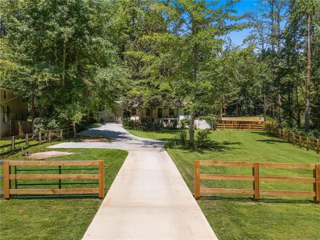 3440 Brookfield Lane, Decatur, GA 30032
