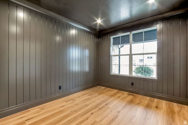39 N HAYFIELD CIR, Kaysville, UT 84037