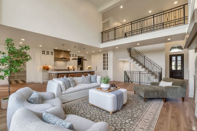39 N HAYFIELD CIR, Kaysville, UT 84037