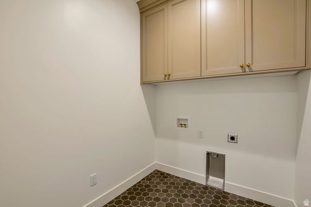 39 N HAYFIELD CIR, Kaysville, UT 84037