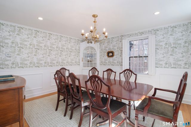 31 Old Barn Road, Trumbull, CT 06611