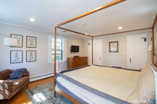 31 Old Barn Road, Trumbull, CT 06611