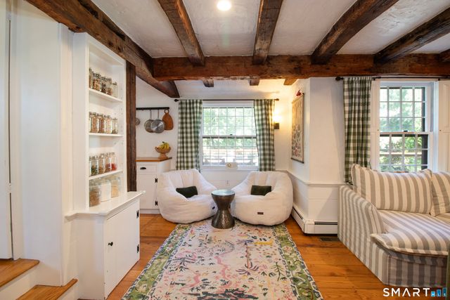 31 Old Barn Road, Trumbull, CT 06611