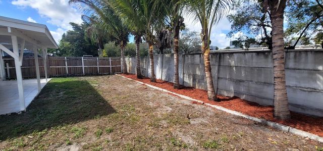 7109 NW 68th Street, Tamarac, FL 33321