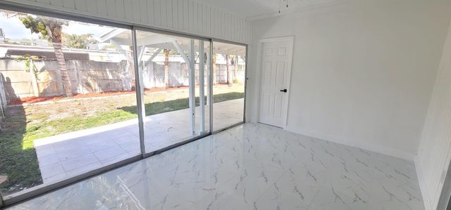 7109 NW 68th Street, Tamarac, FL 33321