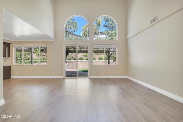 799 Alderdale Court, Newbury Park, CA 91320