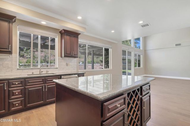 799 Alderdale Court, Newbury Park, CA 91320