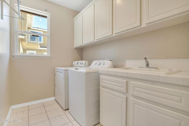 799 Alderdale Court, Newbury Park, CA 91320