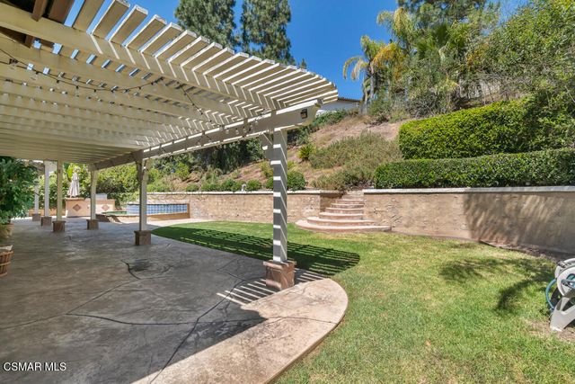 799 Alderdale Court, Newbury Park, CA 91320