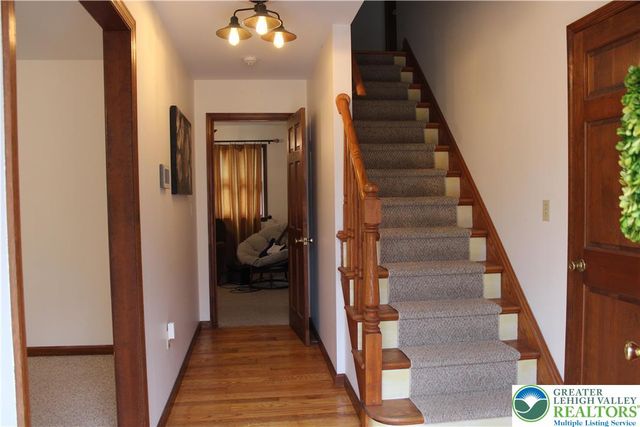 140 Piney Woods Drive, Penn Forest Twp, PA 18229