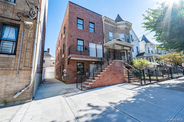 518 Morris Park, Bronx, NY 10460