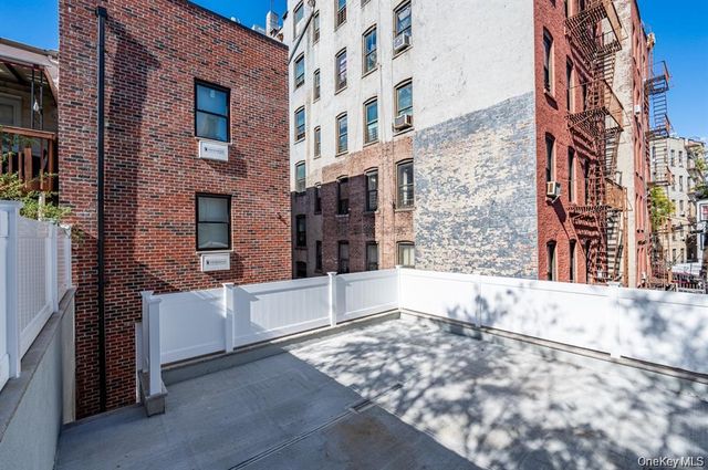 518 Morris Park, Bronx, NY 10460