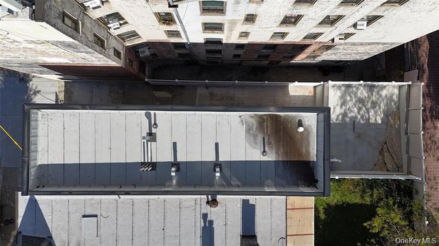 518 Morris Park, Bronx, NY 10460