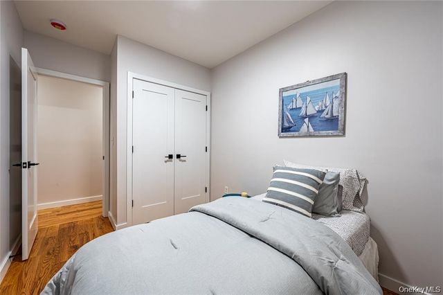 518 Morris Park, Bronx, NY 10460