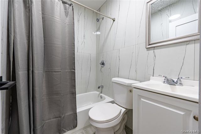 518 Morris Park, Bronx, NY 10460