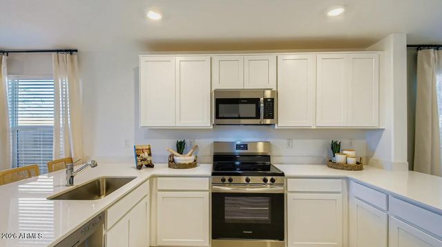 2029 W Roselle Avenue, Apache Junction, AZ 85120